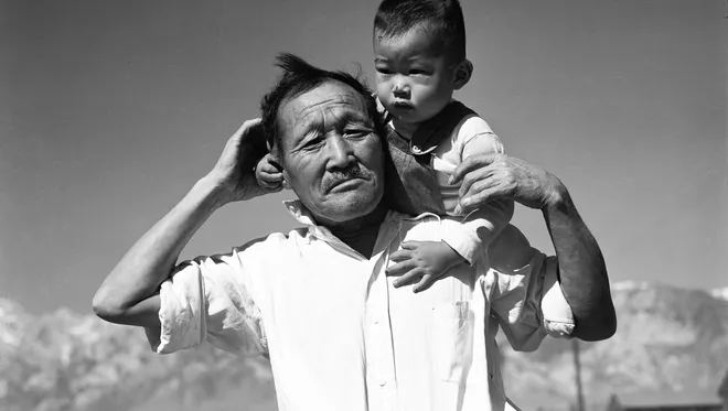 Photos: Three Very Different Views of Japanese Internment
